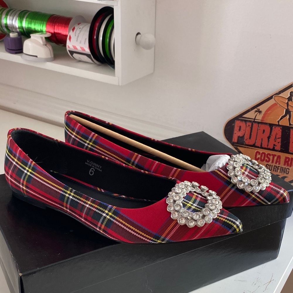Elegant Red Plaid Flats with Crystal Embellishment